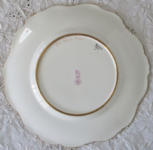 fig 1. Antique English Edwardian Royal Doulton Porcelain Cabinet Plate ~
