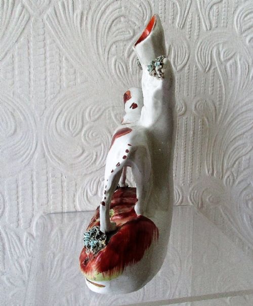 fig 1. Antique English Victorian Staffordshire Pottery Figure of a Pointer ~ Ha2701A