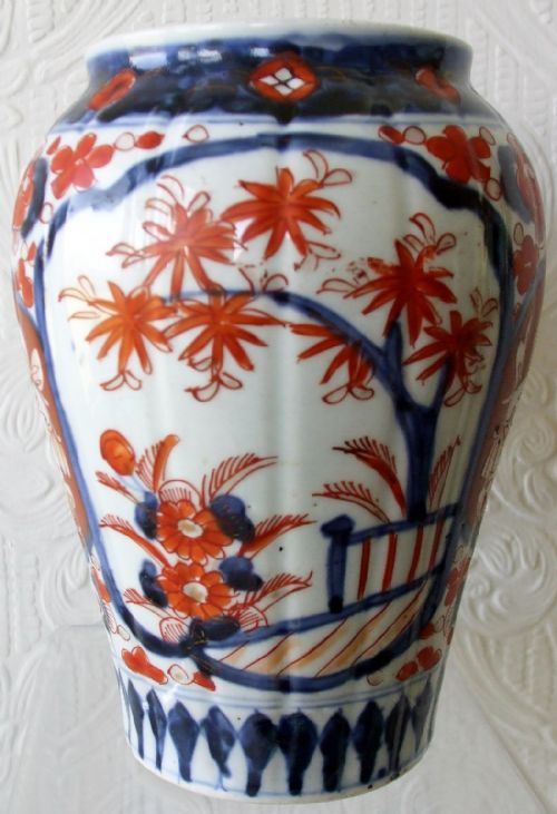 fig 2. Antique Japanese Meiji Period Imari Vase