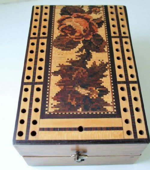 ANTIQUE ENGLISH VICTORIAN TUNBRIDGE WARE CRIBBAGE BOX - ADDITIONAL PHOTO 1