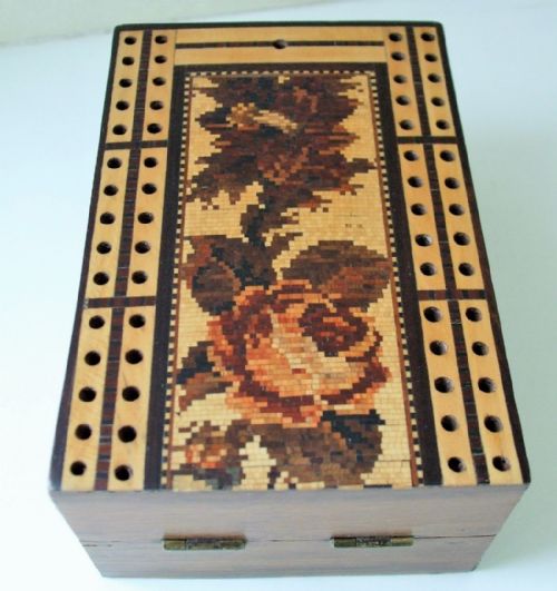 ANTIQUE ENGLISH VICTORIAN TUNBRIDGE WARE CRIBBAGE BOX - ADDITIONAL PHOTO 2
