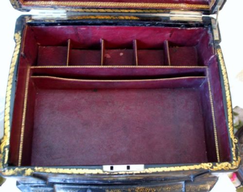 ANTIQUE ENGLISH VICTORIAN PAPIERMCH LADIES JEWELLERY CASKET - ADDITIONAL PHOTO 7