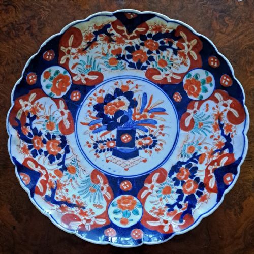 Antique Japanese Meiji Period Imari Scalloped Porcelain Dish