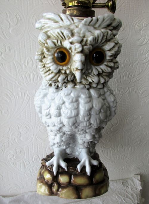 ANTIQUE GERMAN VICTORIAN SITZENDORF PORCELAIN OWL OIL LAMP - ADDITIONAL PHOTO 1