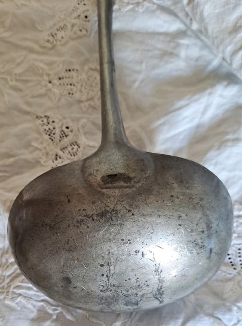 ANTIQUE ENGLISH VICTORIAN PEWTER BASTING LADLE JOHN YATES - ADDITIONAL PHOTO 3