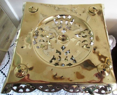 ANTIQUE ENGLISH VICTORIAN BRASS TWO TIER TRIVET KETTLE STAND - ADDITIONAL PHOTO 4