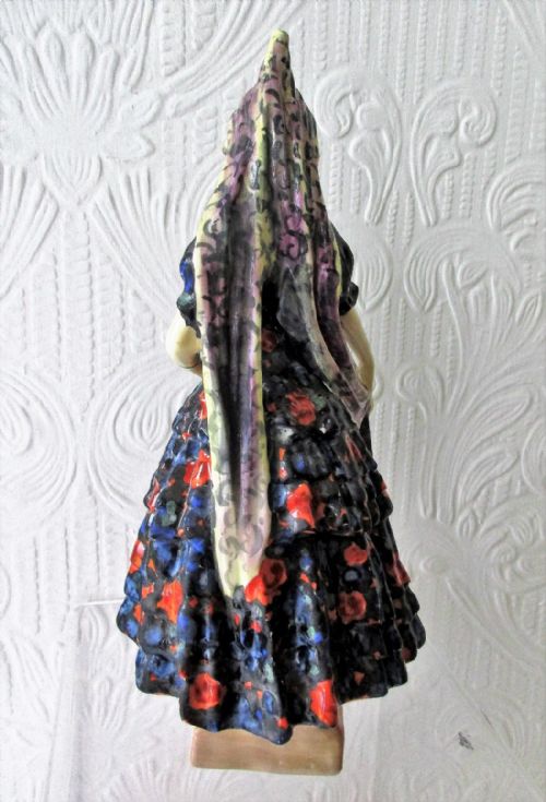 fig 2. Vintage Royal Doulton English Porcelain Figurine ~