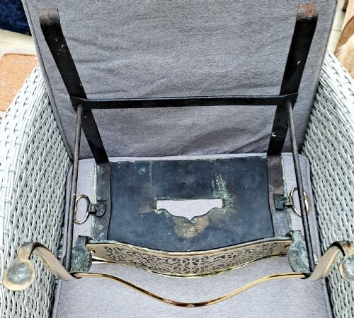 ANTIQUE ENGLISH GEORGIAN BRASS AND STEEL FOOTMAN - ADDITIONAL PHOTO 5