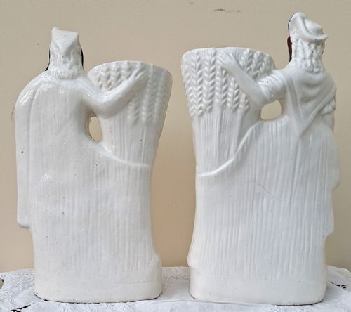 PAIR OF ANTIQUE ENGLISH VICTORIAN STAFFORDSHIRE POTTERY SCOTS HARVESTERS SPILL VASES - ADDITIONAL PHOTO 2