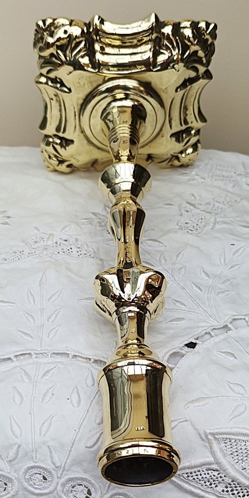 ANTIQUE ENGLISH GEORGIAN BRASS CANDLESTICK - ADDITIONAL PHOTO 4