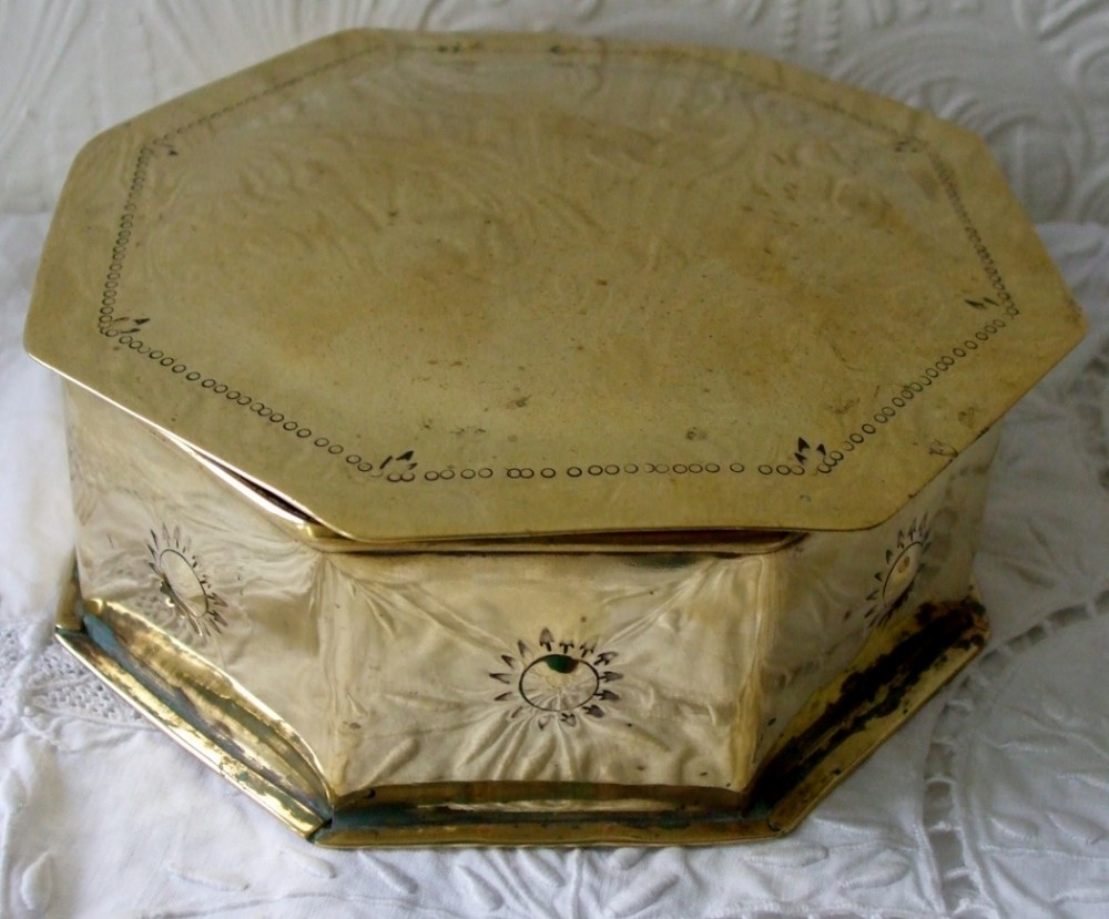 Antique Dutch or English Georgian Octagonal Brass Tobacco or Table Snuff Box