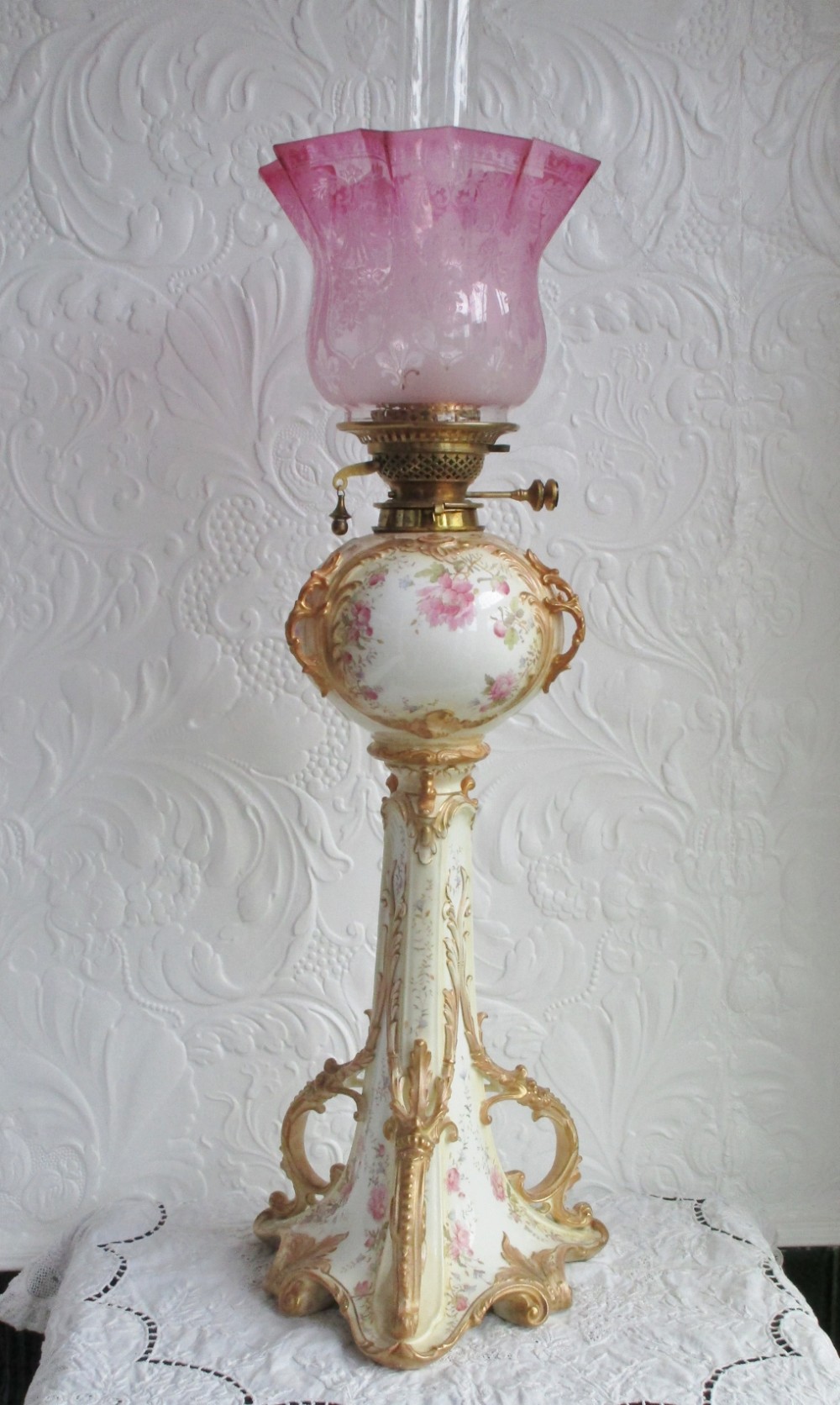Antique English Victorian Moore Brothers Porcelain Oil Lamp