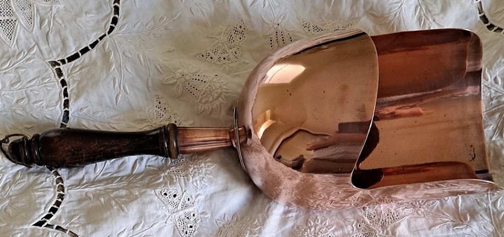 Antique English Victorian Copper Dry Goods Scoop