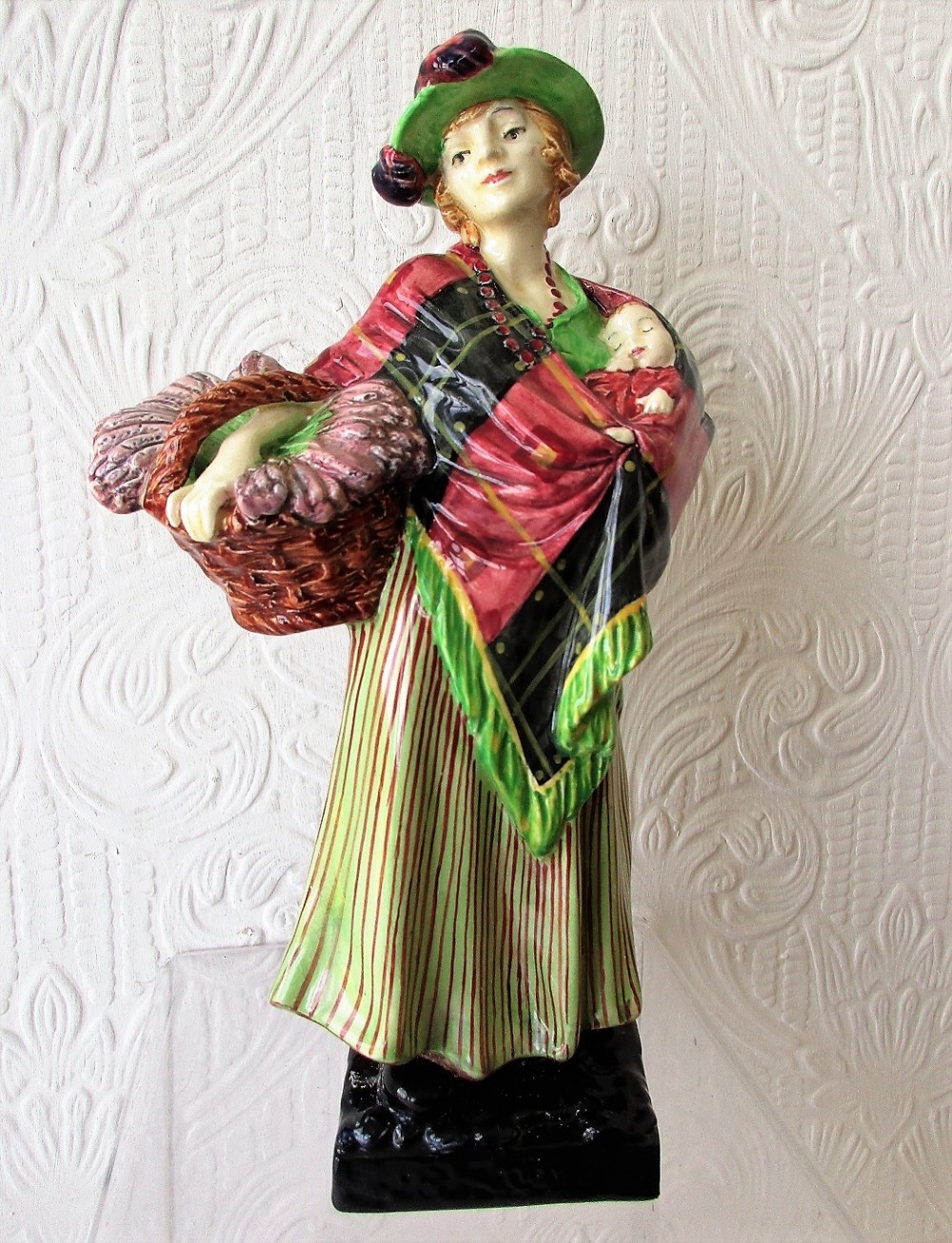 Vintage Royal Doulton English Porcelain Figurine ~ 