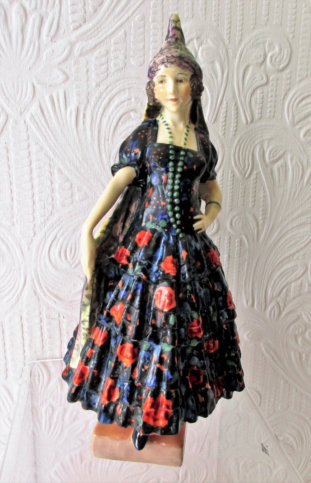Vintage Royal Doulton English Porcelain Figurine ~ 