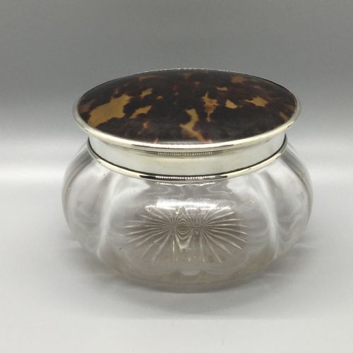 Geo V Tortoiseshell and Silver Top Toilette Box London 1921 Charles & Richard Comyns