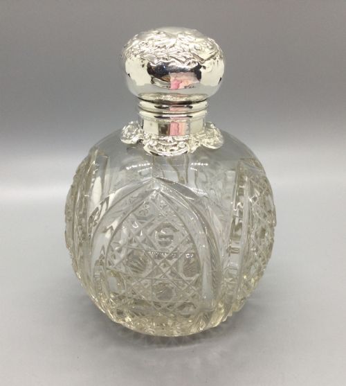 Edwardian Silver and Glass Perfume Scent Bottle Birmingham 1904