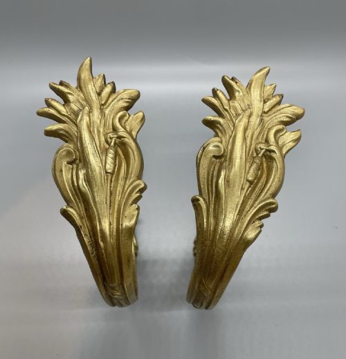QUALITY LATE 19THC PAIR FRENCH ORMOLU CURTAIN TIE BACKS C1880 - ADDITIONAL PHOTO 1