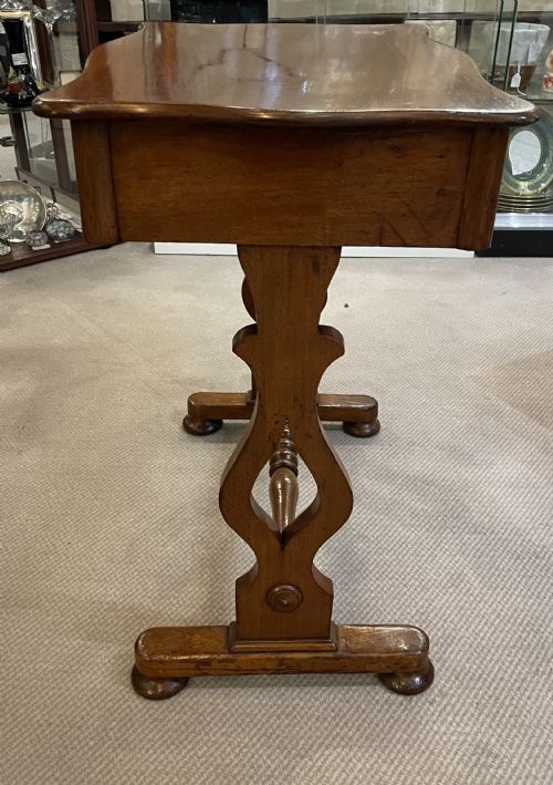 19THC VICTORIAN MAHOGANY OCCASIONAL TABLE C1860 - ADDITIONAL PHOTO 3