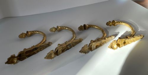 FOUR 19THC FRENCH ORMOLU CURTAIN TIE BACKS C1880 - ADDITIONAL PHOTO 7