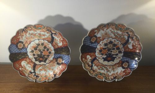 Pair 19thc Imari Chargers Plates C1880
