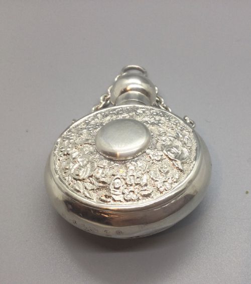 VICTORIAN SILVER SCENT BOTTLE BIRMINGHAM 1888 - ADDITIONAL PHOTO 5