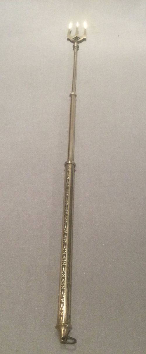 VICTORIAN BRASS EXTENDABLE TOASTING FORK C1880 - ADDITIONAL PHOTO 7