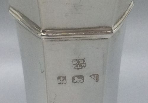 PAIR GEORGE V DECO SILVER VASES BIRMINGHAM 1931 - ADDITIONAL PHOTO 6