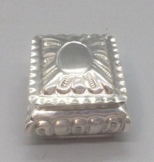 VICTORIAN SILVER PILL RING SNUFF BOX BIRMINGHAM 1897 - ADDITIONAL PHOTO 1