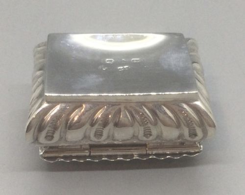 VICTORIAN SILVER PILL RING SNUFF BOX BIRMINGHAM 1897 - ADDITIONAL PHOTO 4