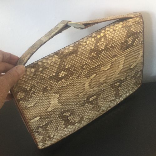 VINTAGE PYTHON SKIN CLUTCH BAG C1930 - ADDITIONAL PHOTO 11