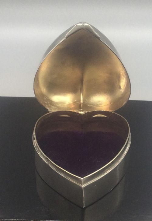EDWARDIAN SILVER HEART PILL RING BOX BIRMINGHAM 1901 - ADDITIONAL PHOTO 3