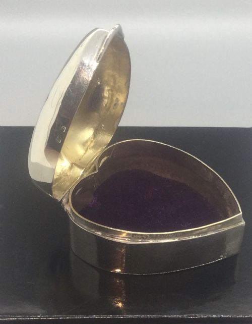 EDWARDIAN SILVER HEART PILL RING BOX BIRMINGHAM 1901 - ADDITIONAL PHOTO 6