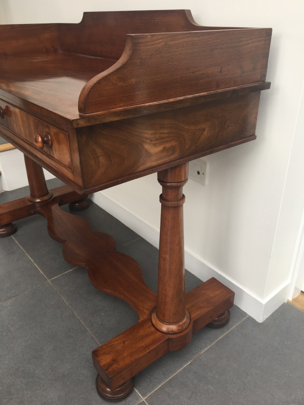 Mid 19thC mahogany side table with raised surround c1860 View IV