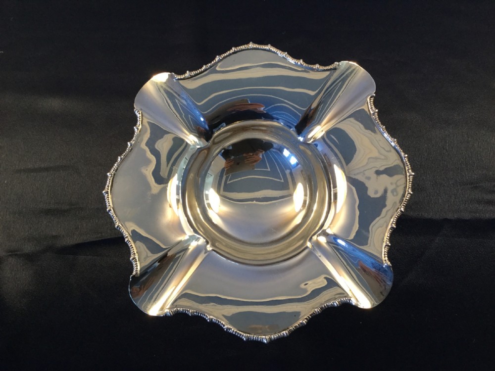 Edwardian silver pedestal tazza Edinburgh 1910 Fenton Russell View II