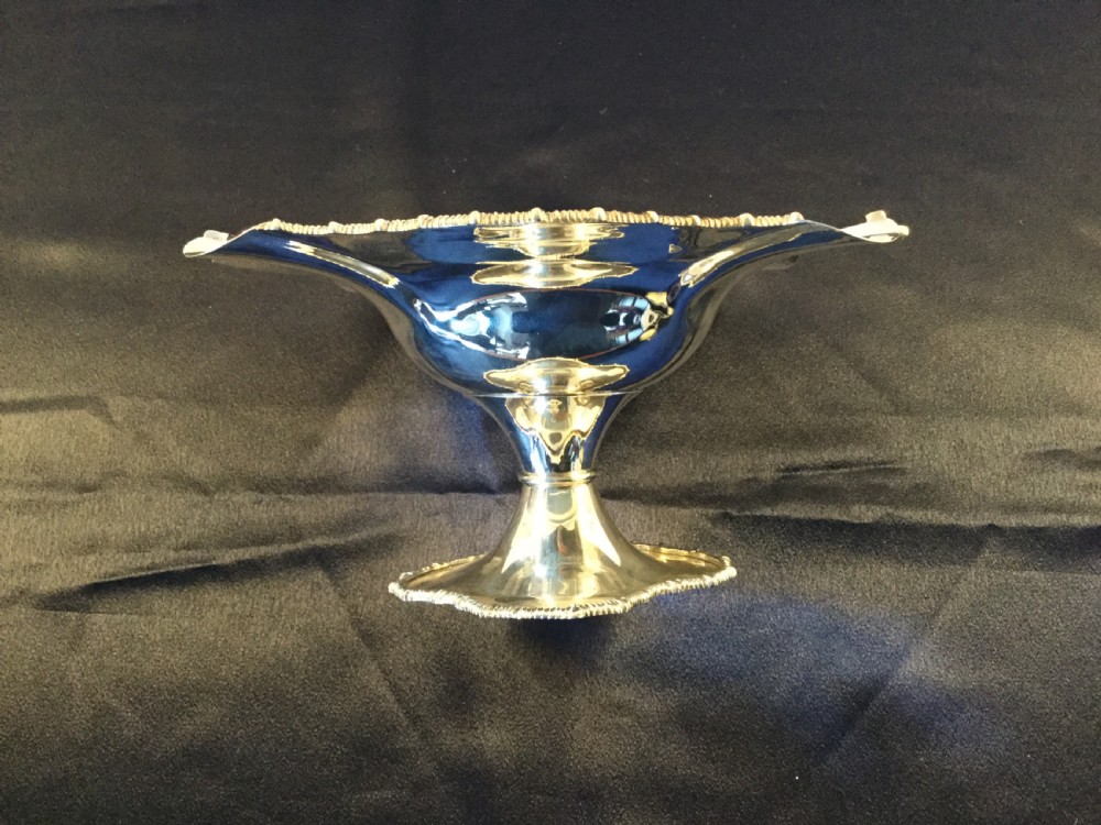 Edwardian silver pedestal tazza Edinburgh 1910 Fenton Russell View V