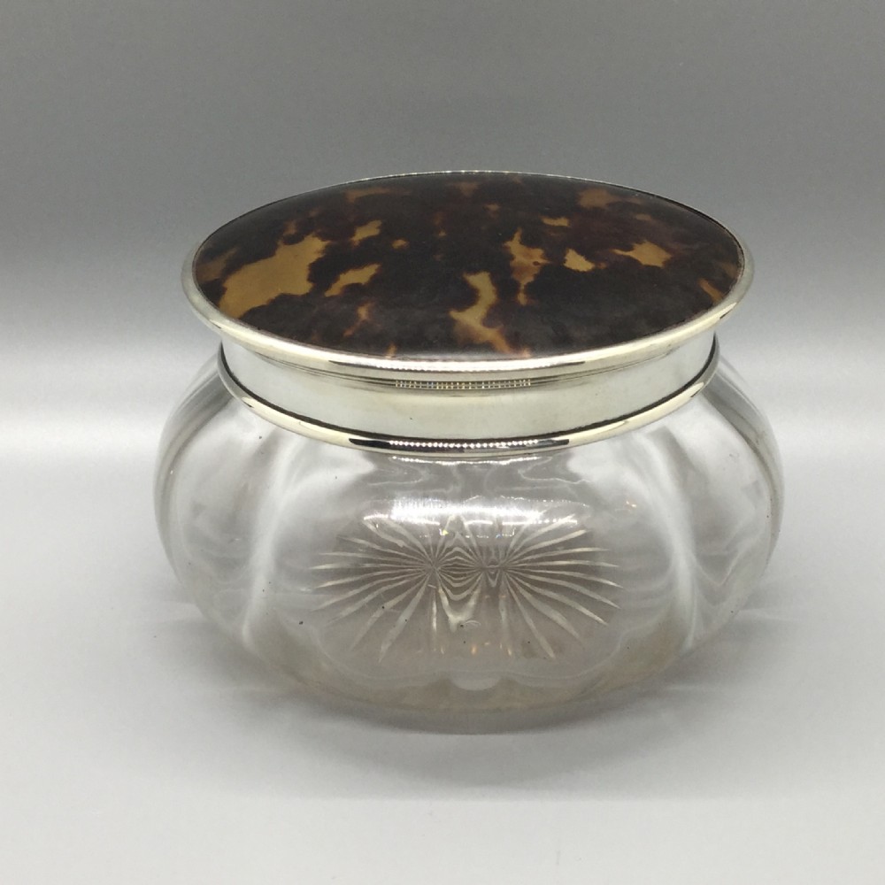 Geo V tortoiseshell and silver top toilette box London 1921 Charles & Richard Comyns