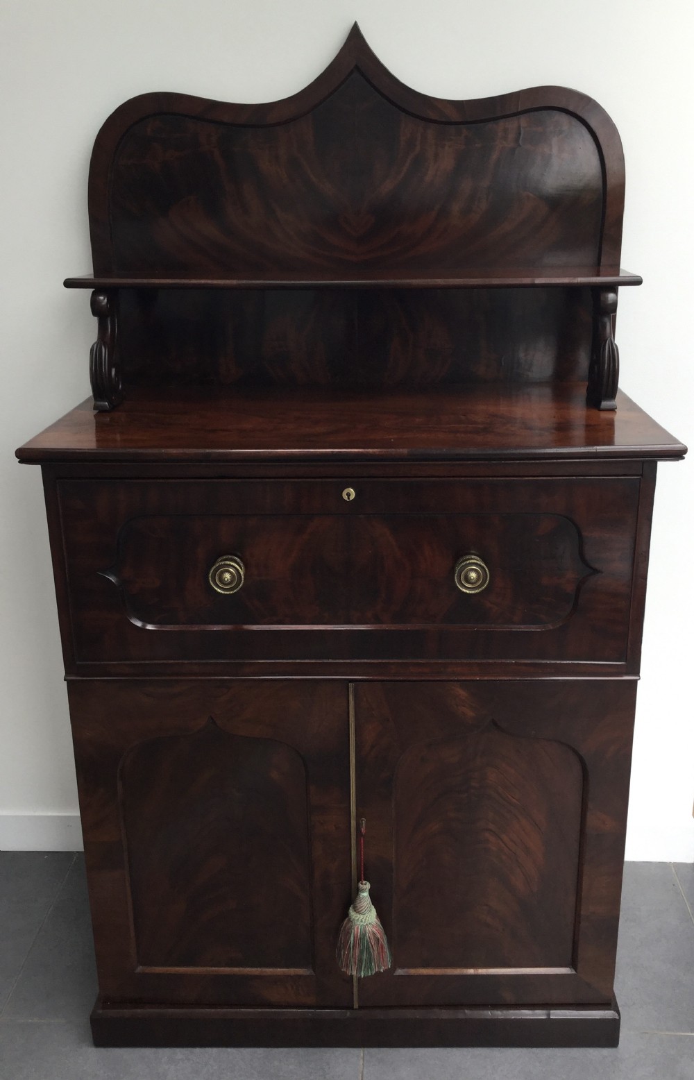 Late Regency mahogany chiffonier with cellarette c1830
