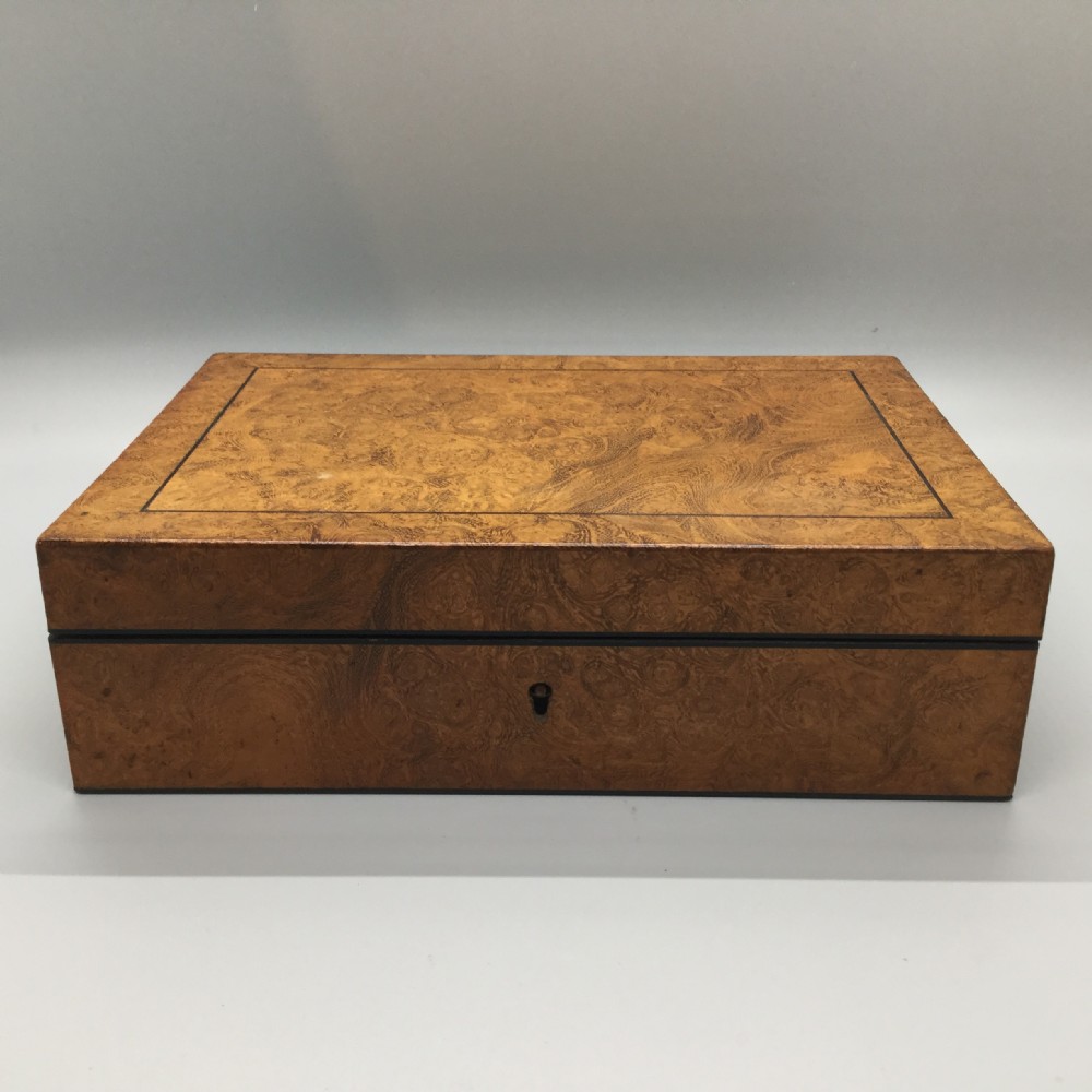 Early 19thC burr maple box by Edmund NYE (1797-1863)