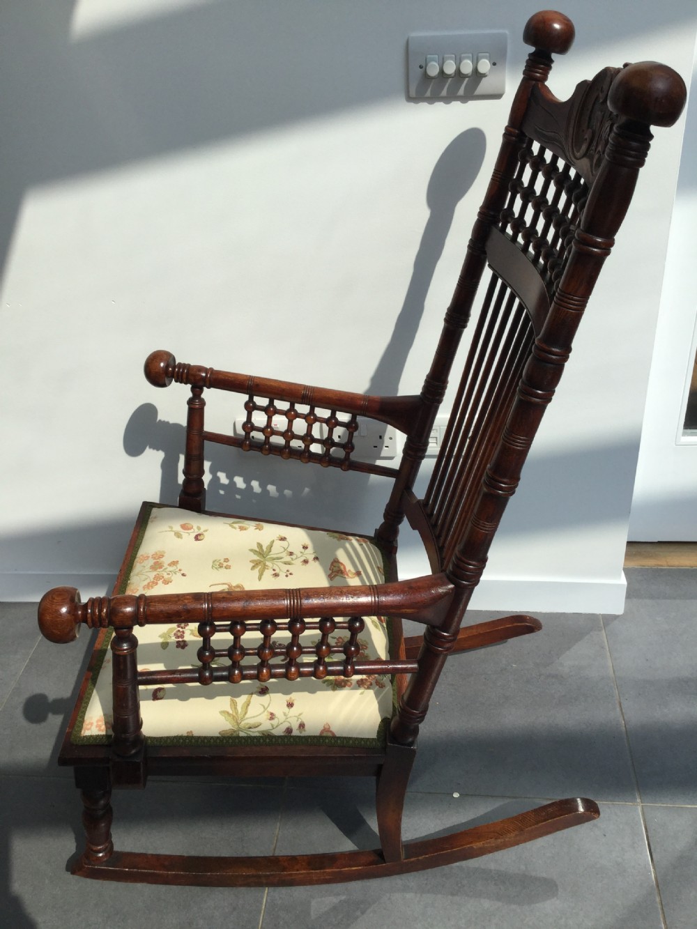 Late 19thC Arts & Crafts oak rocking chair c1880 View III