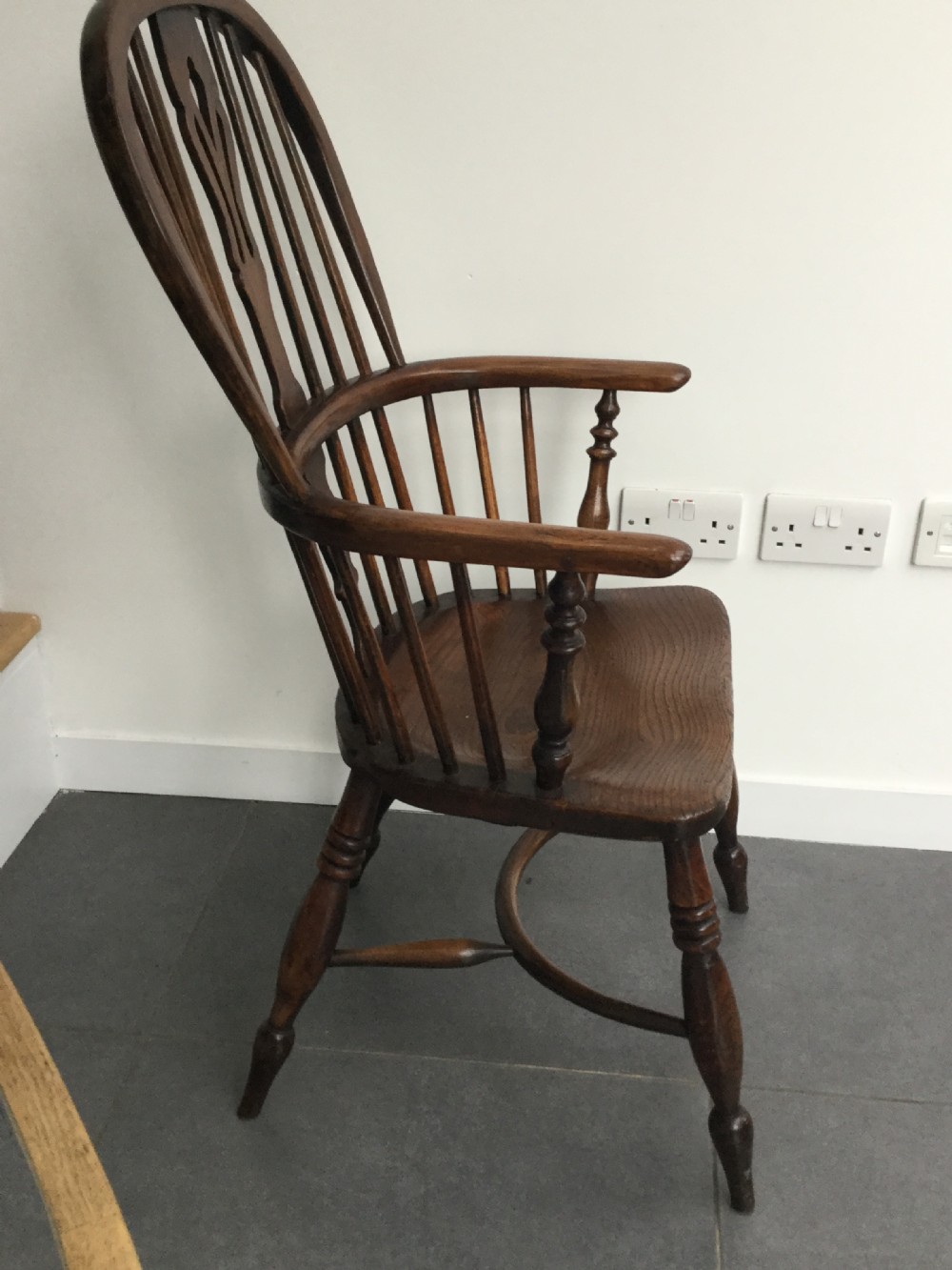 Antique elm & oak Windsor chair c1900 View V