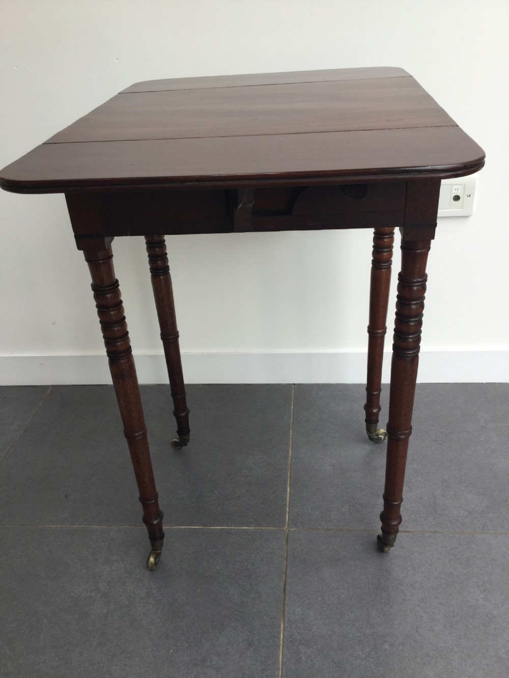 Georgian mahogany drop flap work table c1800 View VI