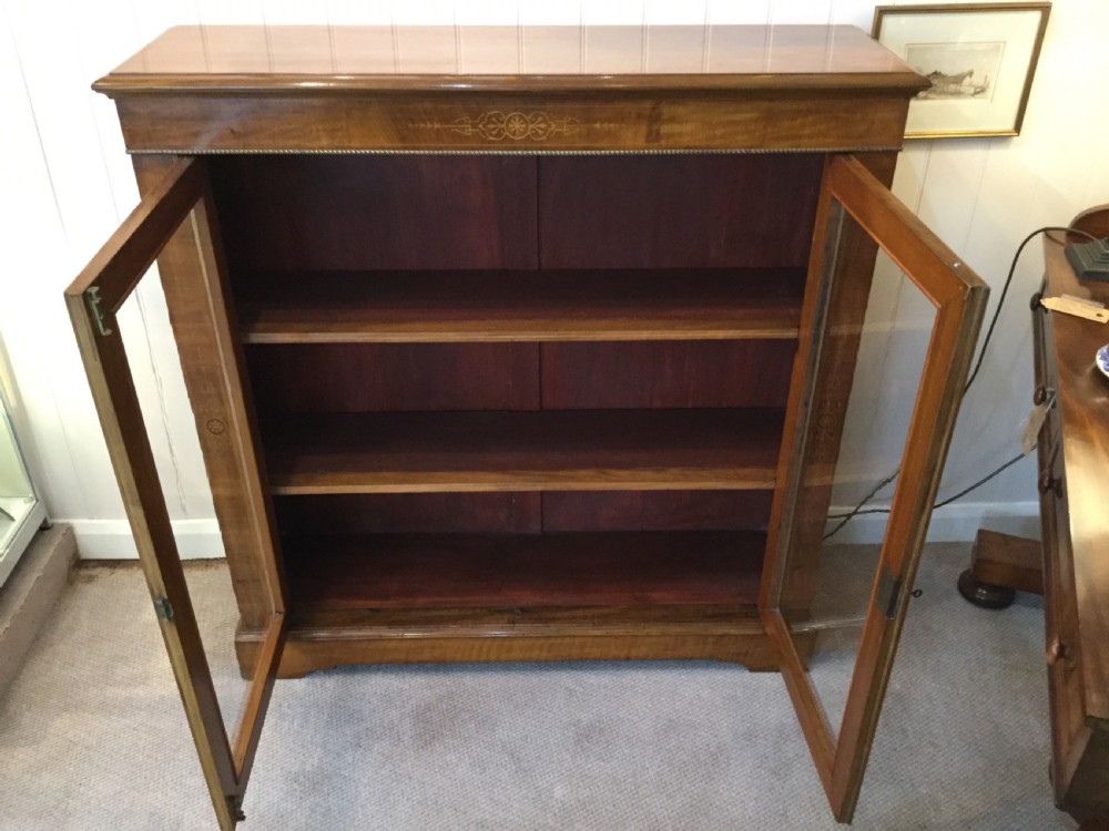 Late 19thC walnut glazed bookcase cabinet c1880 View XI