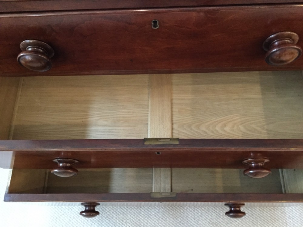 Late 19thC Victorian mahogany chest of good proportions View VIII