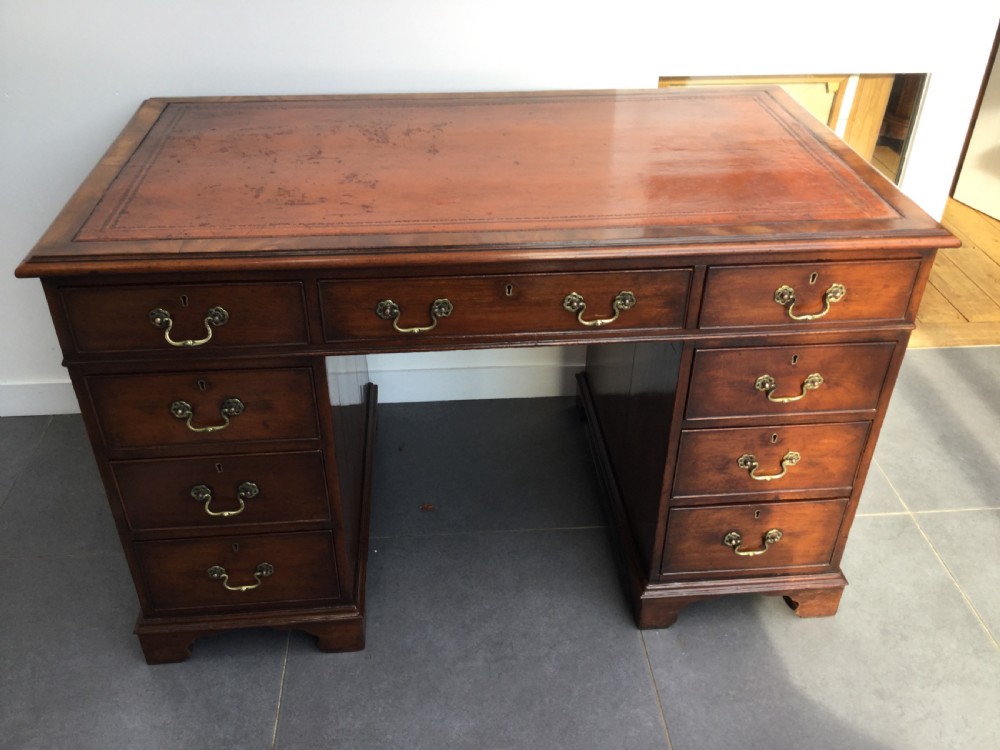 Victorian mahogany pedestal desk c1860