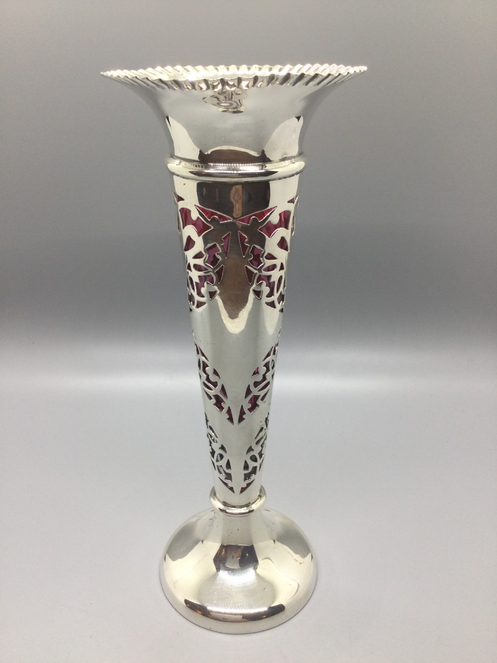 Edwardian silver trumpet vase Sheffield 1907 WALKER & HALL