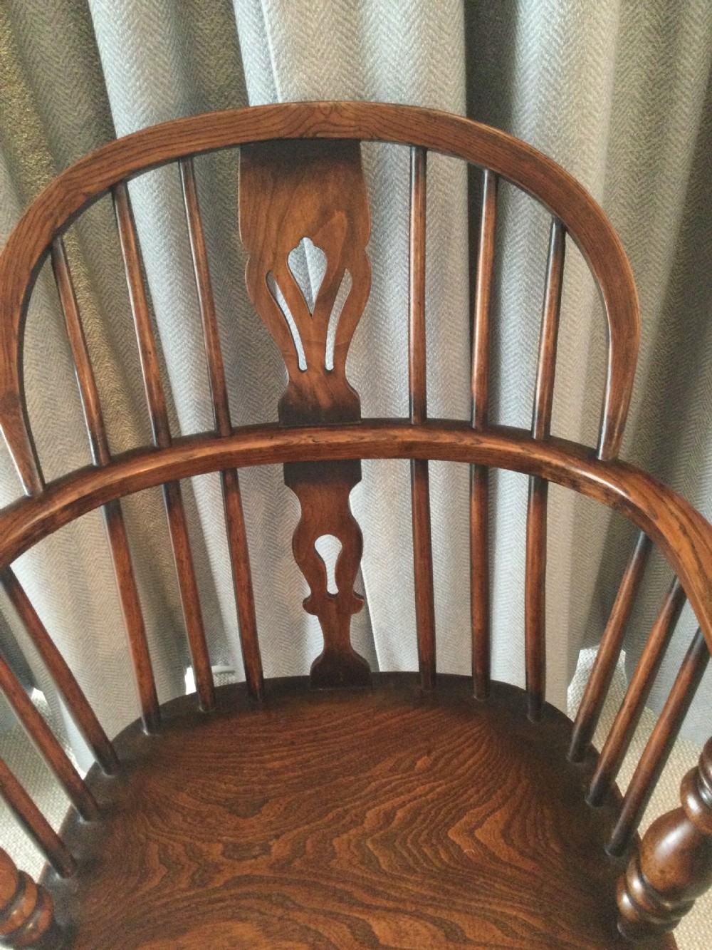 Late 19c elm Windsor chair c1890 View XI