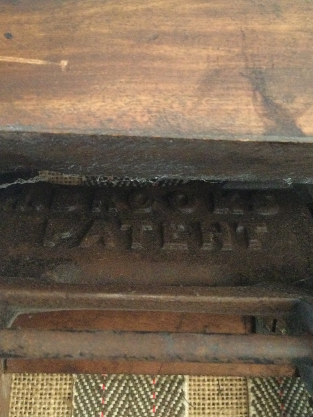 Late 19c H Brooks Patent walnut adjustable piano stool View IX