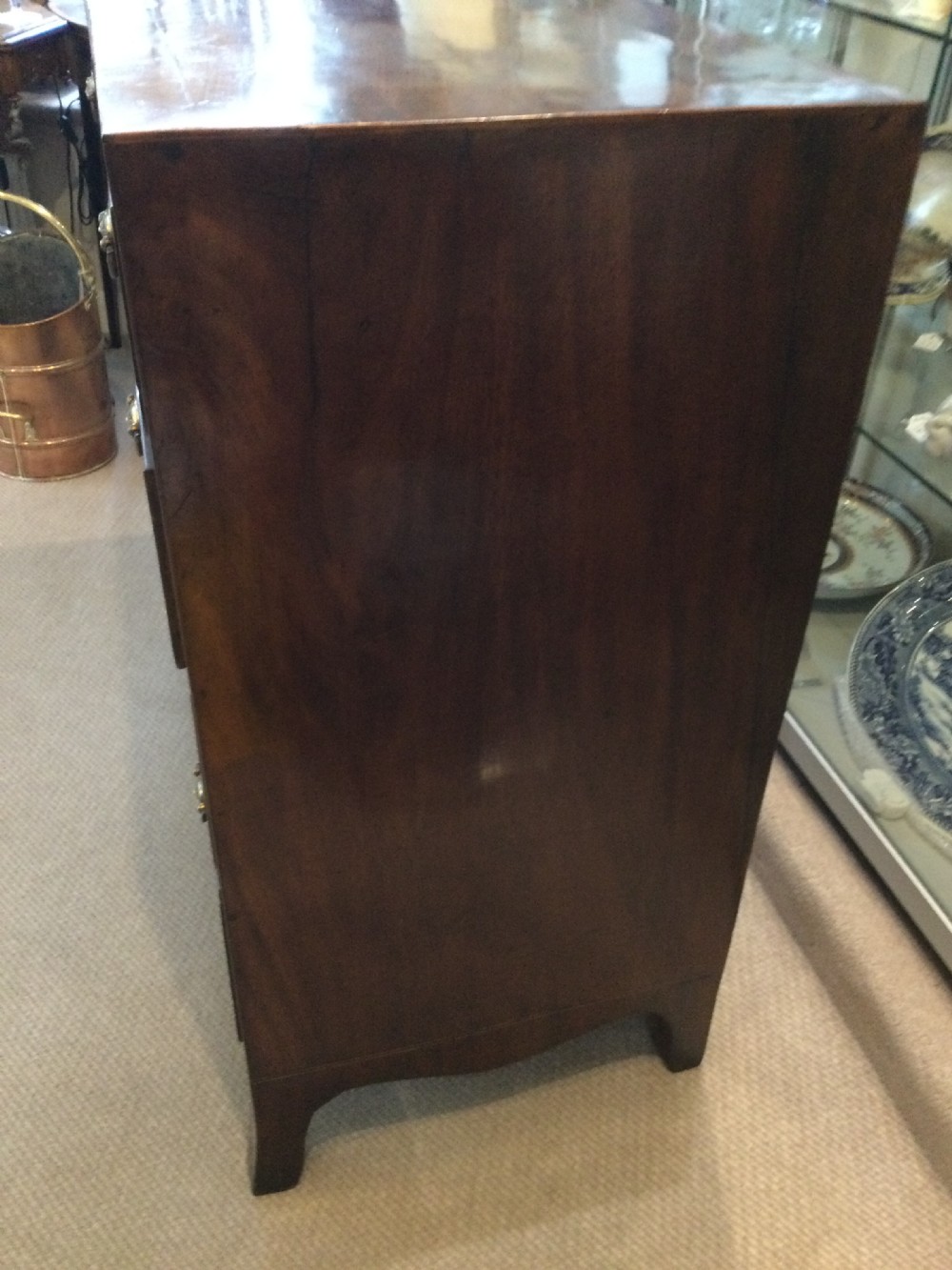 Georgian mahogany chest of drawers c1800 View III