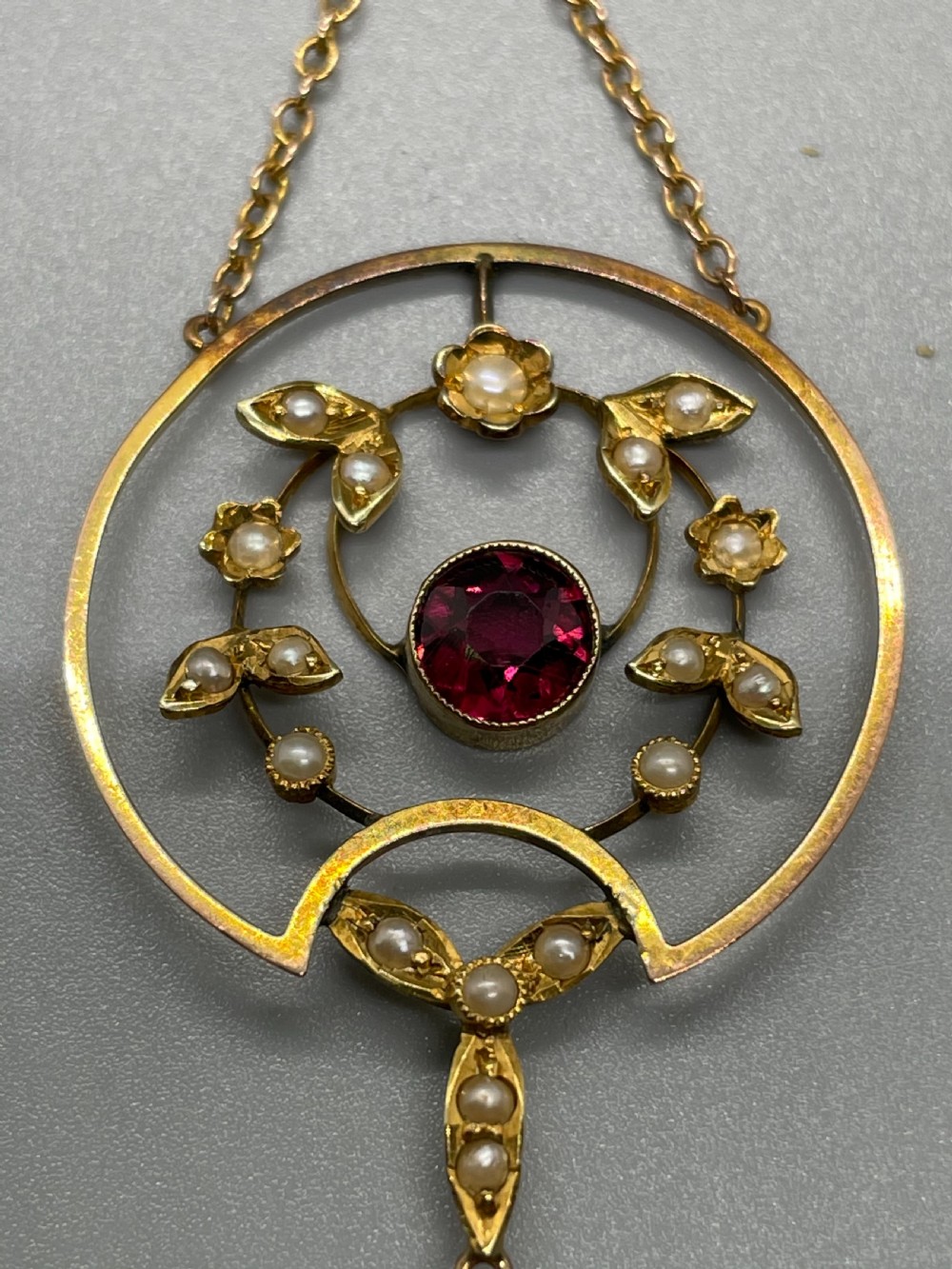 Edwardian 9ct gold pendant c1910 View II